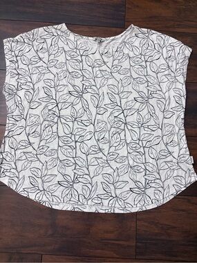 Orvis Light Gray Leaf Print Top Women’s XXL Short Drop Sleeve Casual Blouse